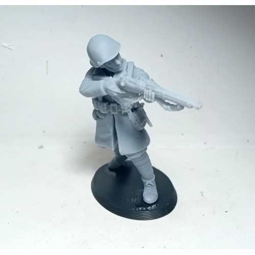 1/32 Greek Soldier with Rifle WWII